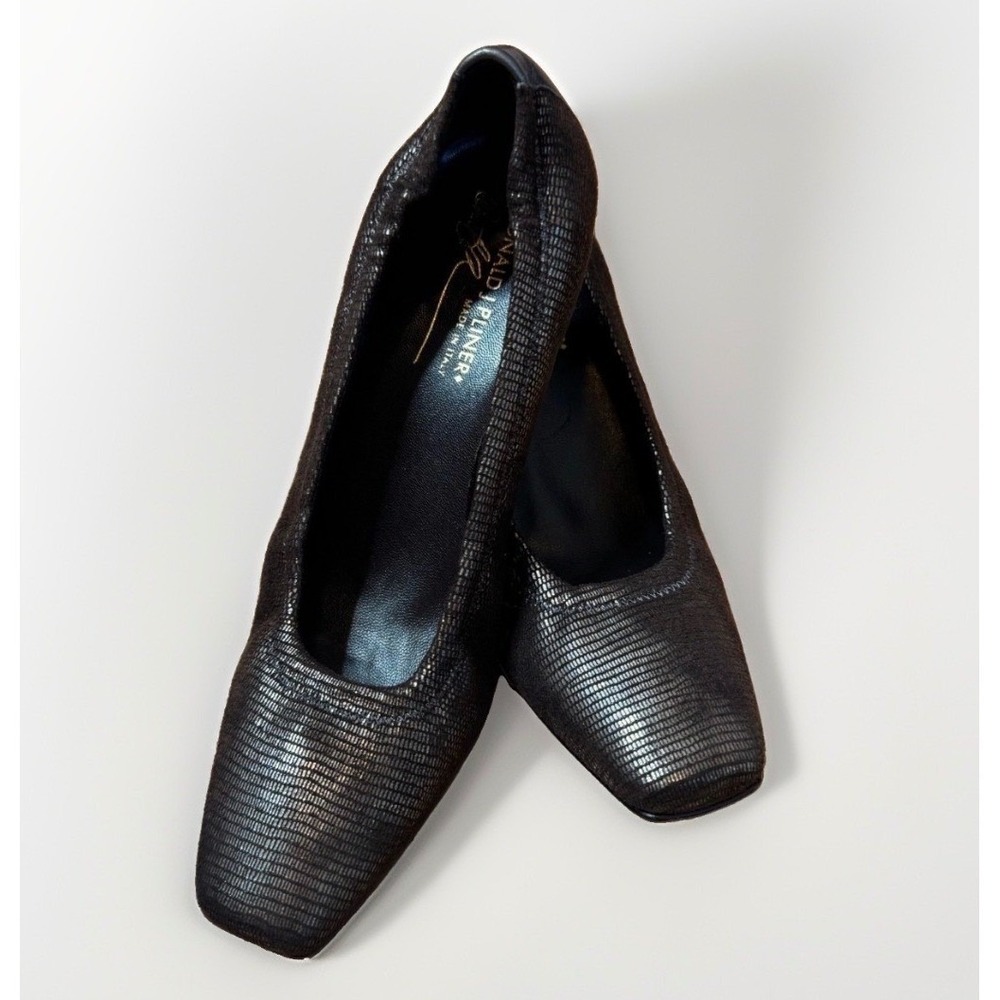 Donald Pliner Seana Metallic Lizard Kitten Heels - Picture 4 of 12